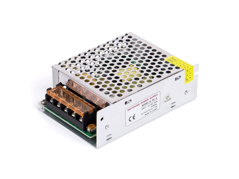 Alimentatore a Commutazione 5V 10A 50W DC - 100V/240V a DC-5V